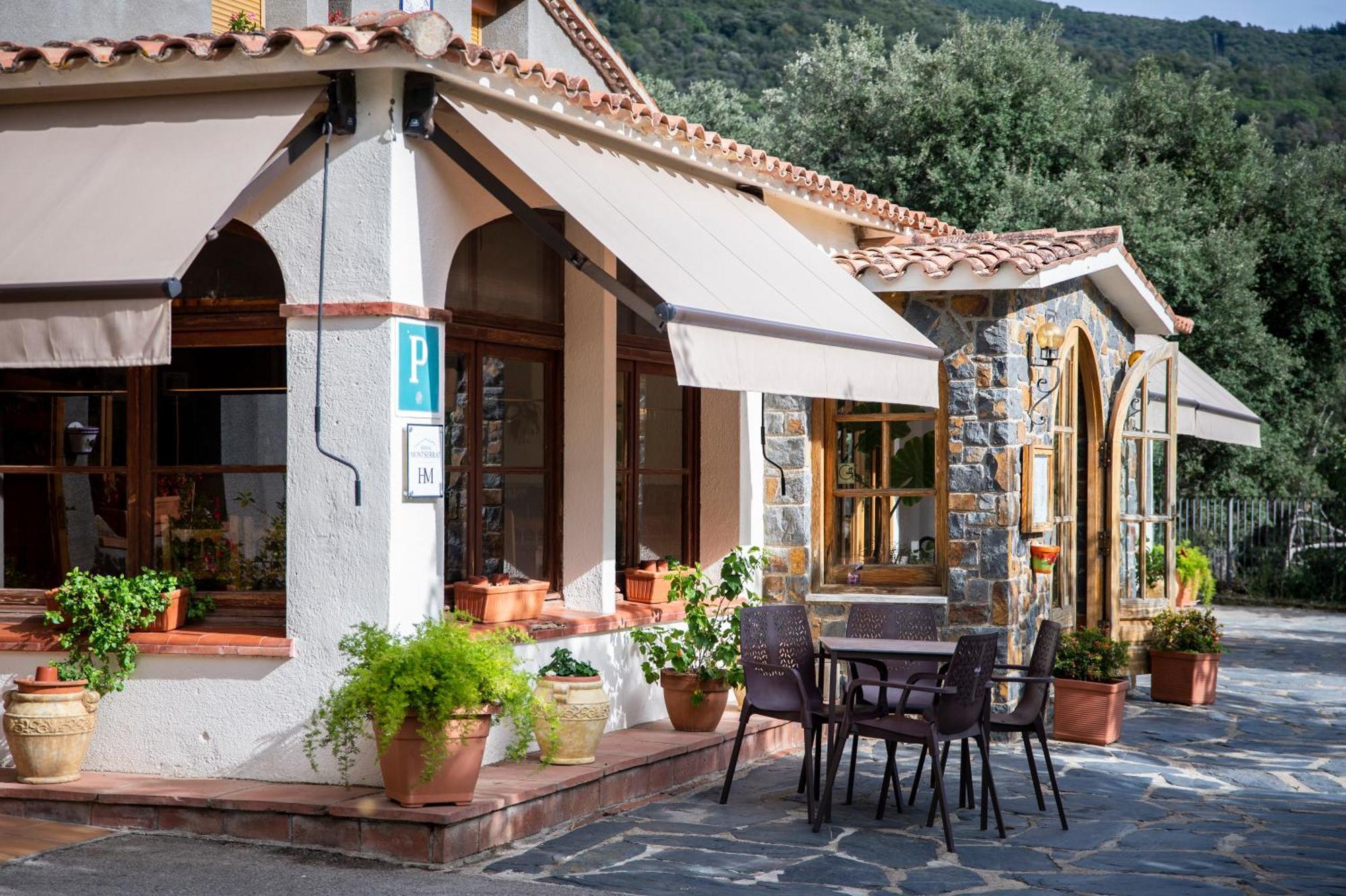 Hostal Montserrat Montseny Exterior foto